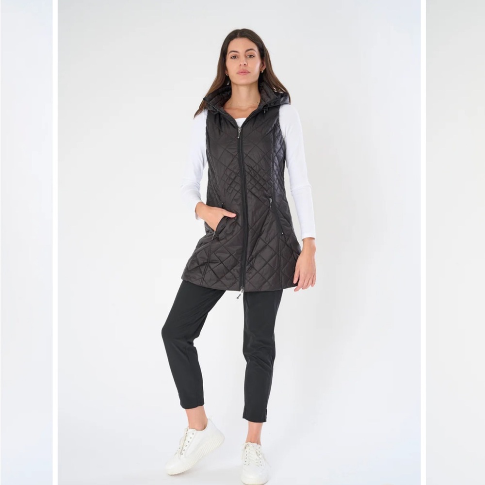 Anorak Black Quilted Long Vest / L